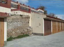 Obras ilegales dentro y adosadas a la Alcazaba.